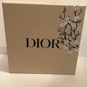 💕DIOR Mother’s Day Edition Box💕